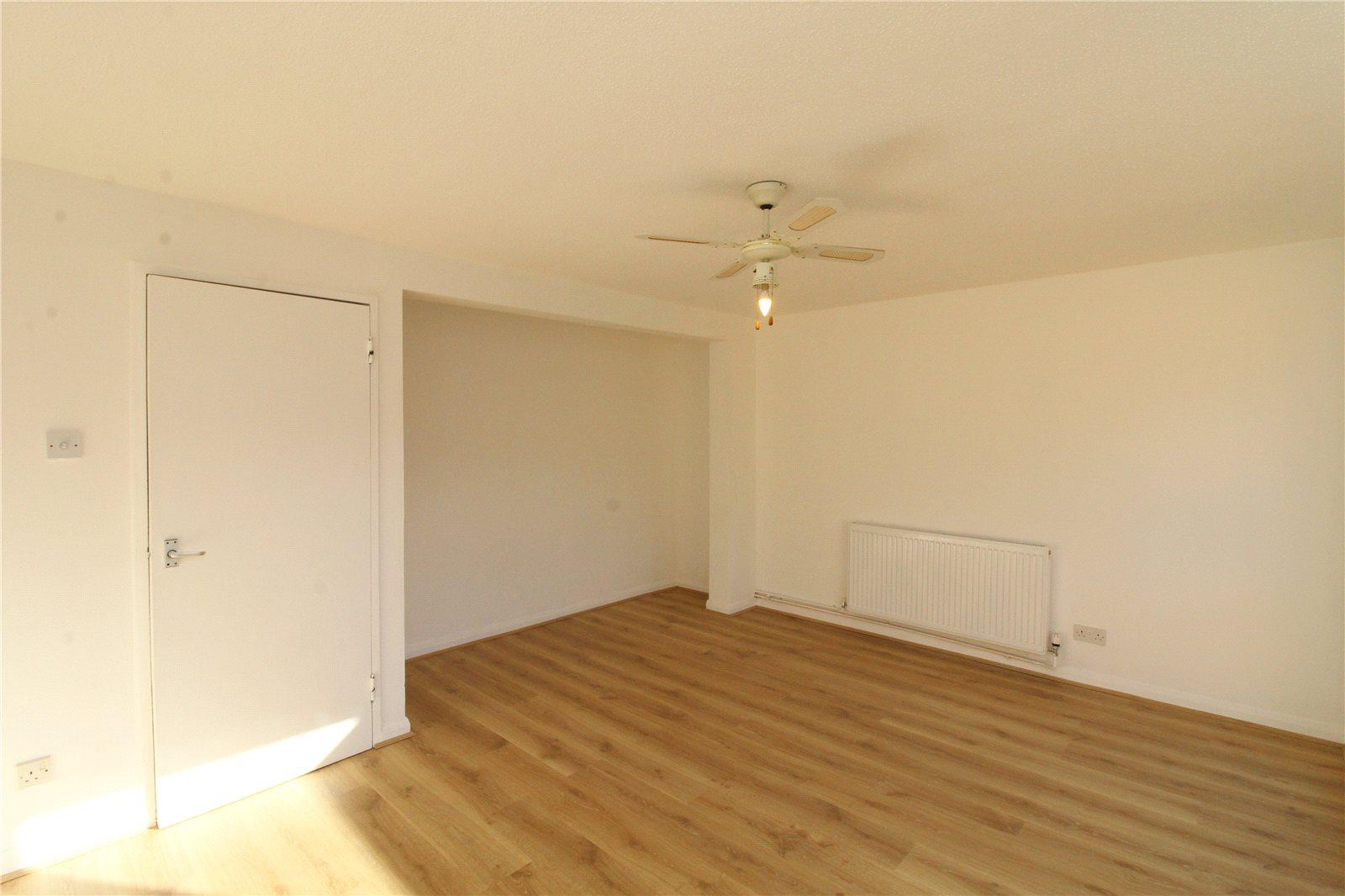 2 bedroom Terraced House to rent - Martyn Gerrard