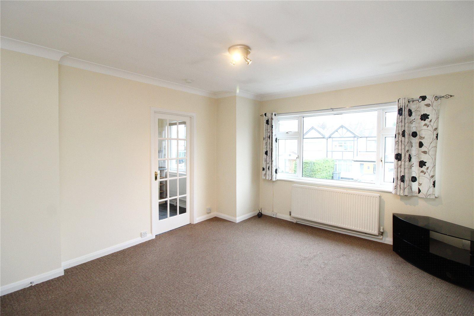 2 bedroom Apartment to rent - Martyn Gerrard