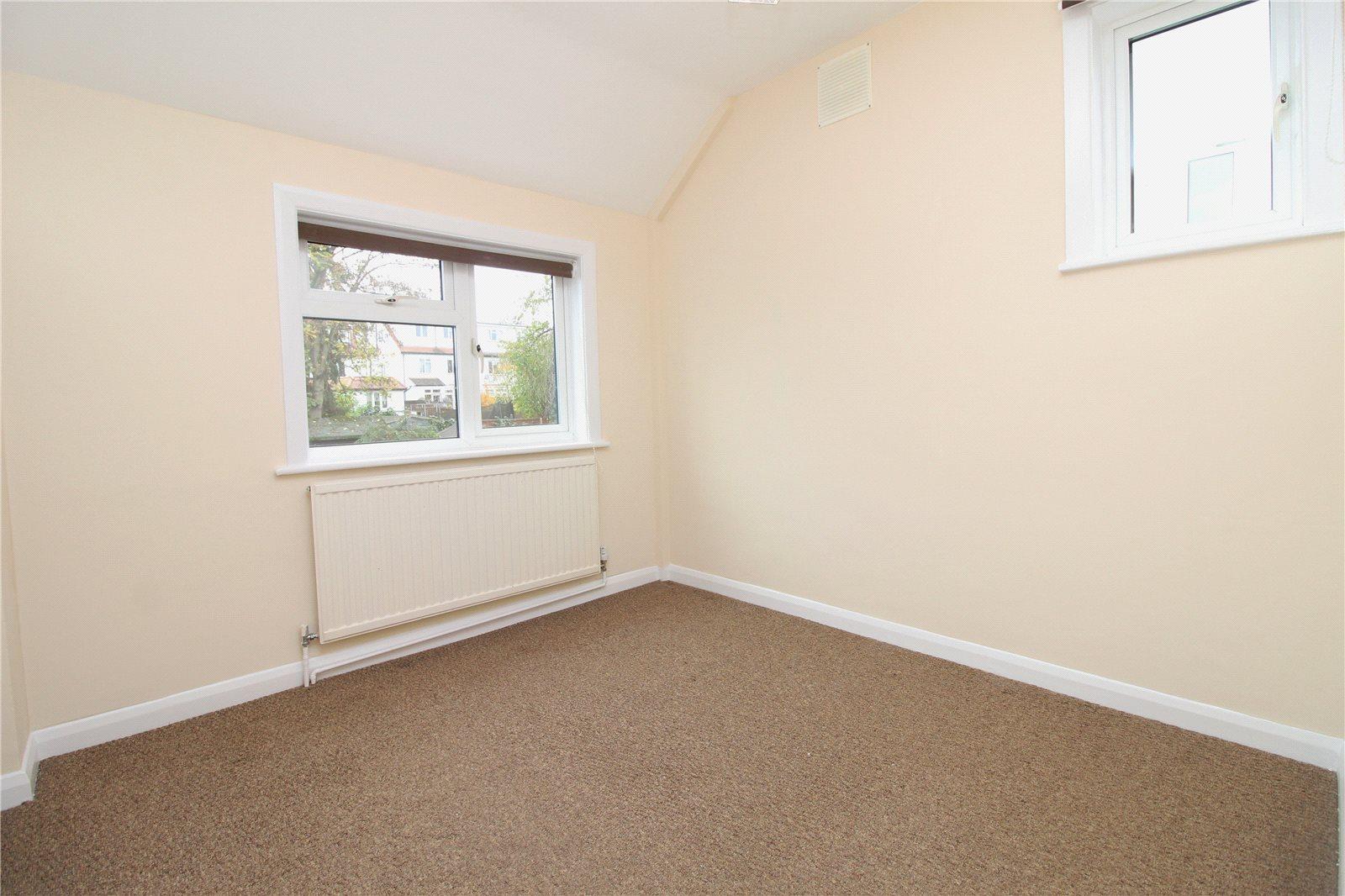 2 bedroom Apartment to rent - Martyn Gerrard
