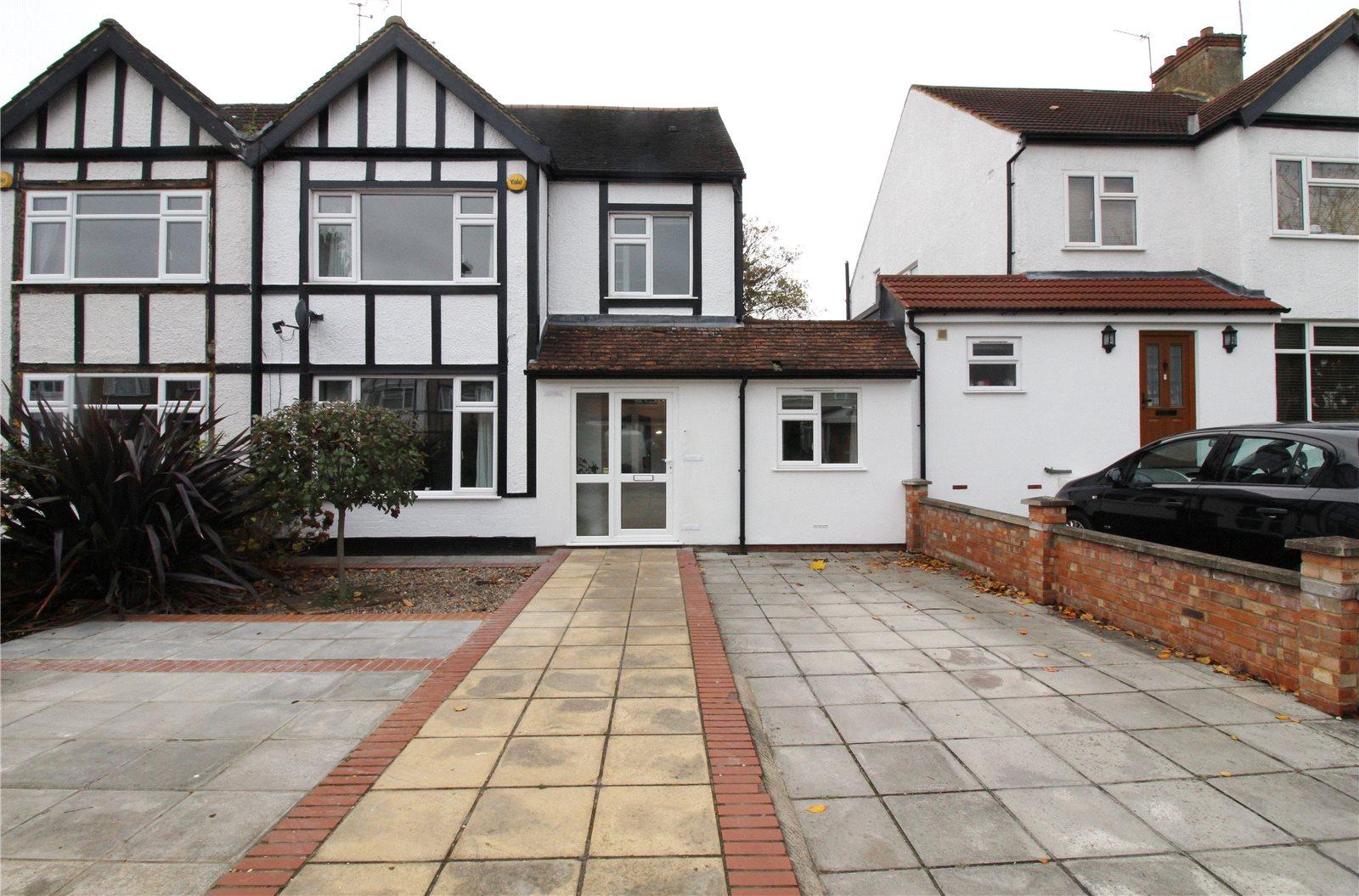2 bedroom Apartment to rent - Martyn Gerrard