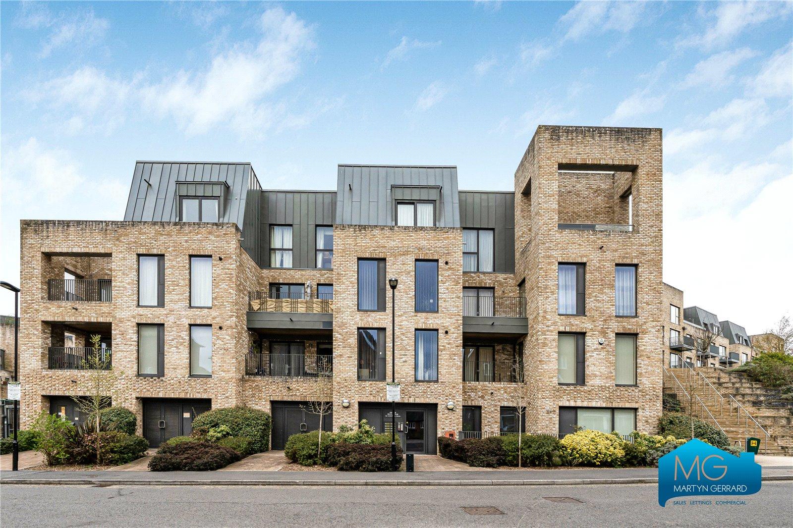 2 bedroom Apartment to rent - Martyn Gerrard