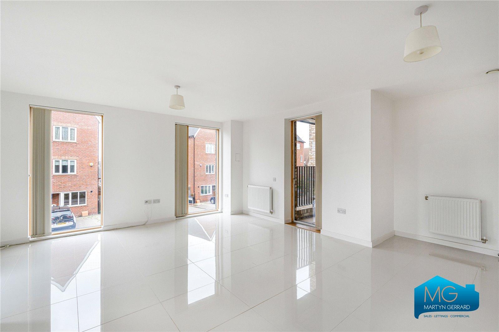 2 bedroom Apartment to rent - Martyn Gerrard