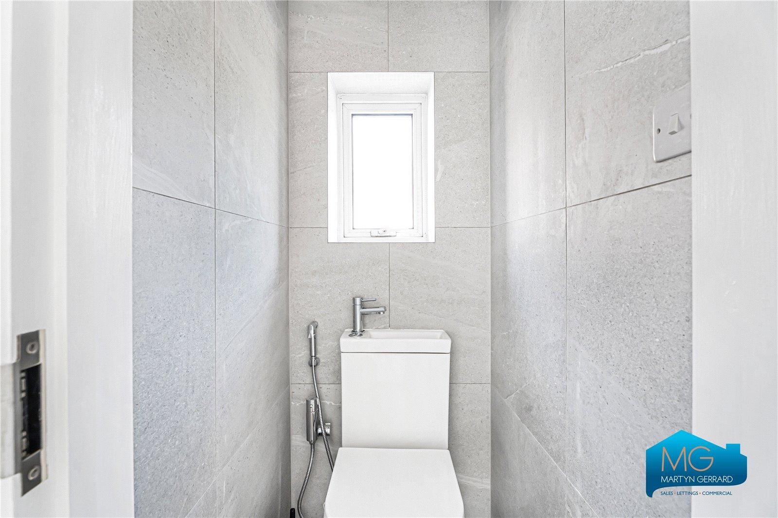 3 bedroom Detached House to rent - Martyn Gerrard