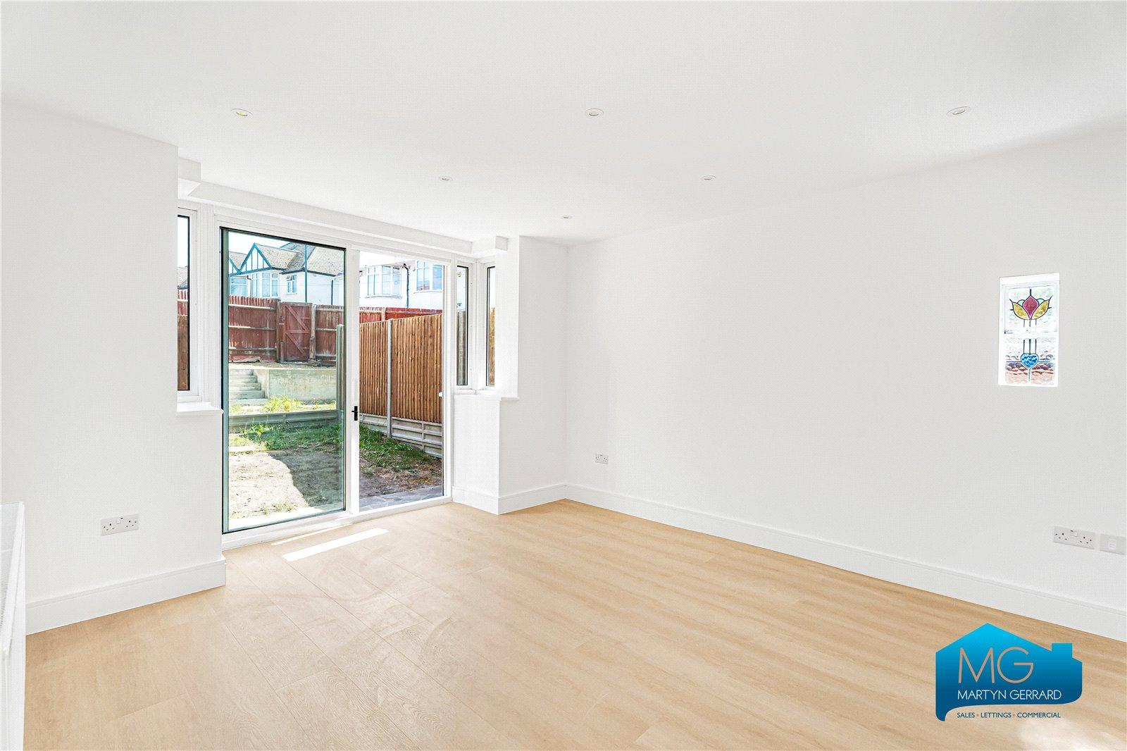 3 bedroom Detached House to rent - Martyn Gerrard