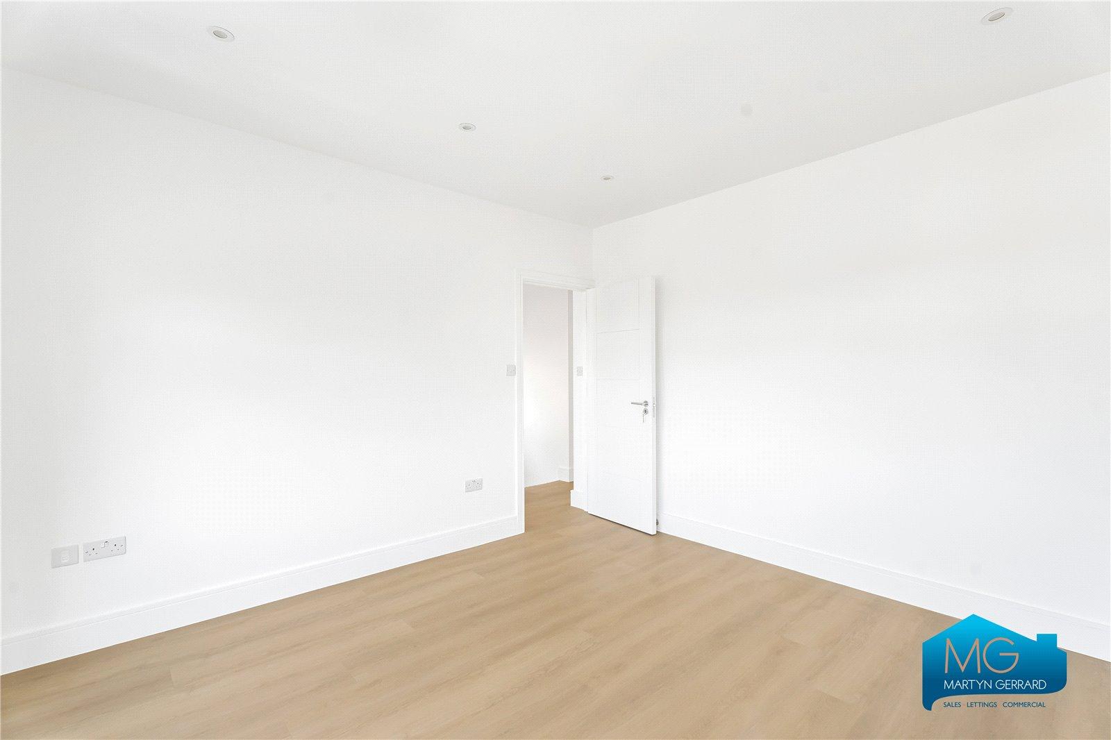 3 bedroom Detached House to rent - Martyn Gerrard