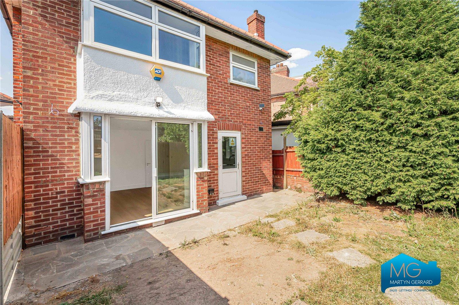 3 bedroom Detached House to rent - Martyn Gerrard