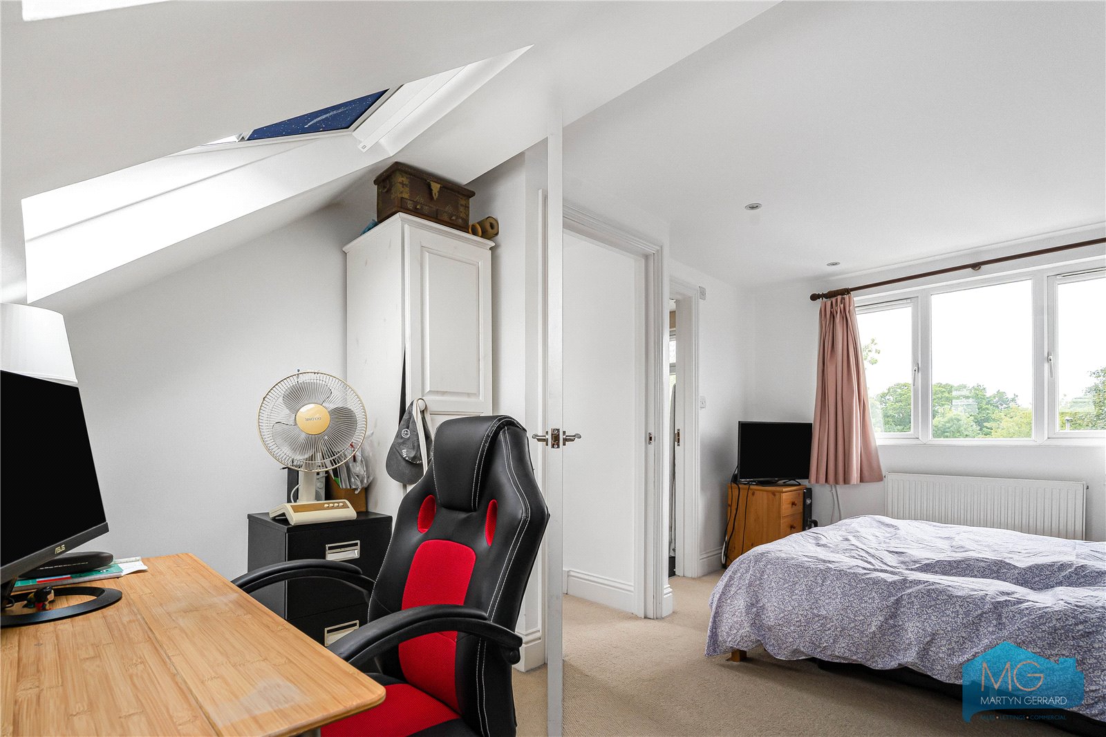 4 bedroom Semi-Detached House for sale - Martyn Gerrard
