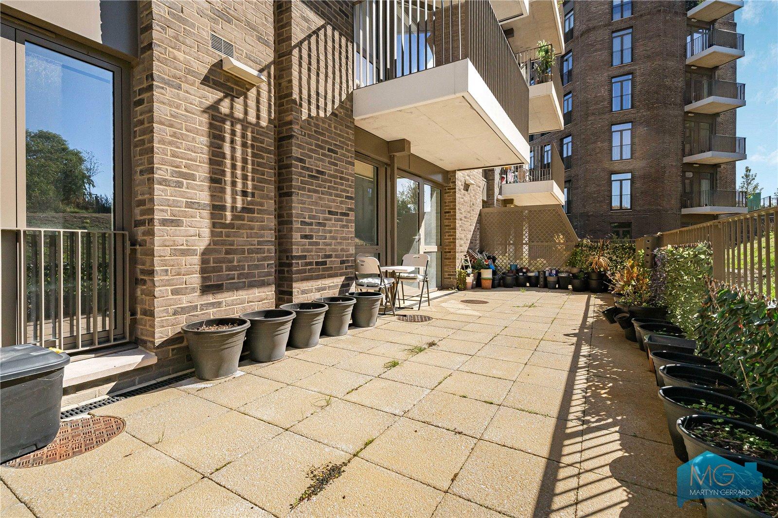 2 bedroom Ground Floor Flat for sale - Martyn Gerrard