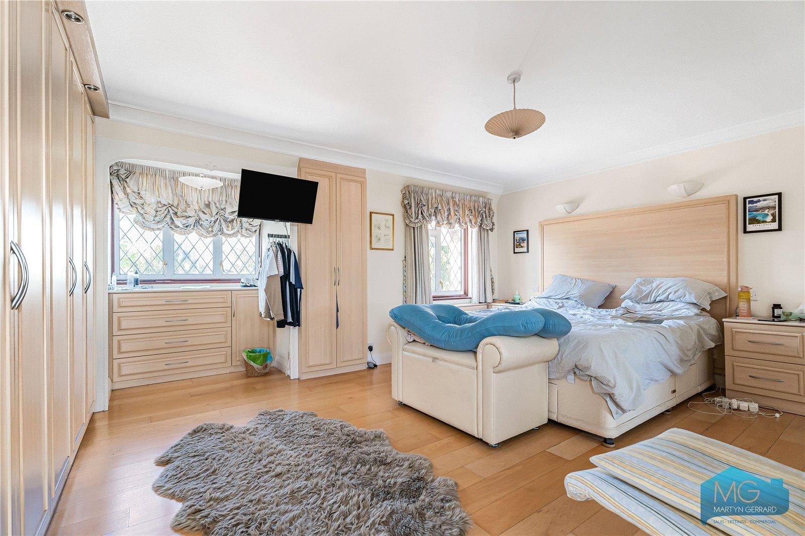 5 bedroom Detached House for sale - Martyn Gerrard