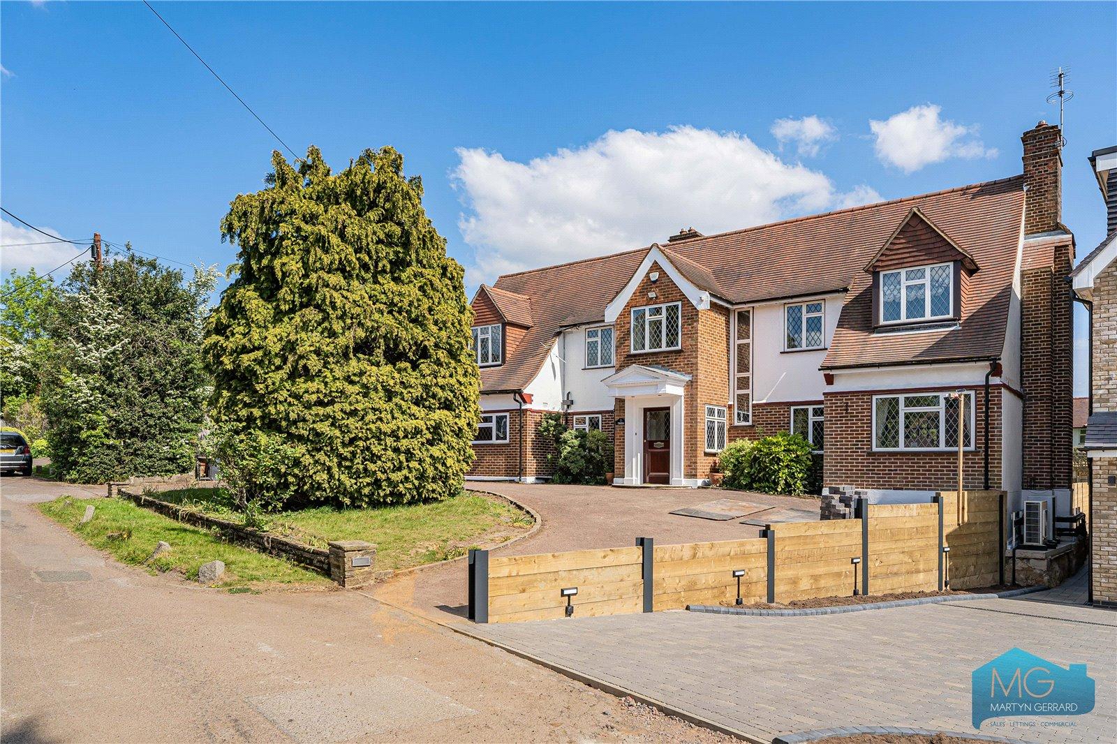 5 bedroom Detached House for sale - Martyn Gerrard