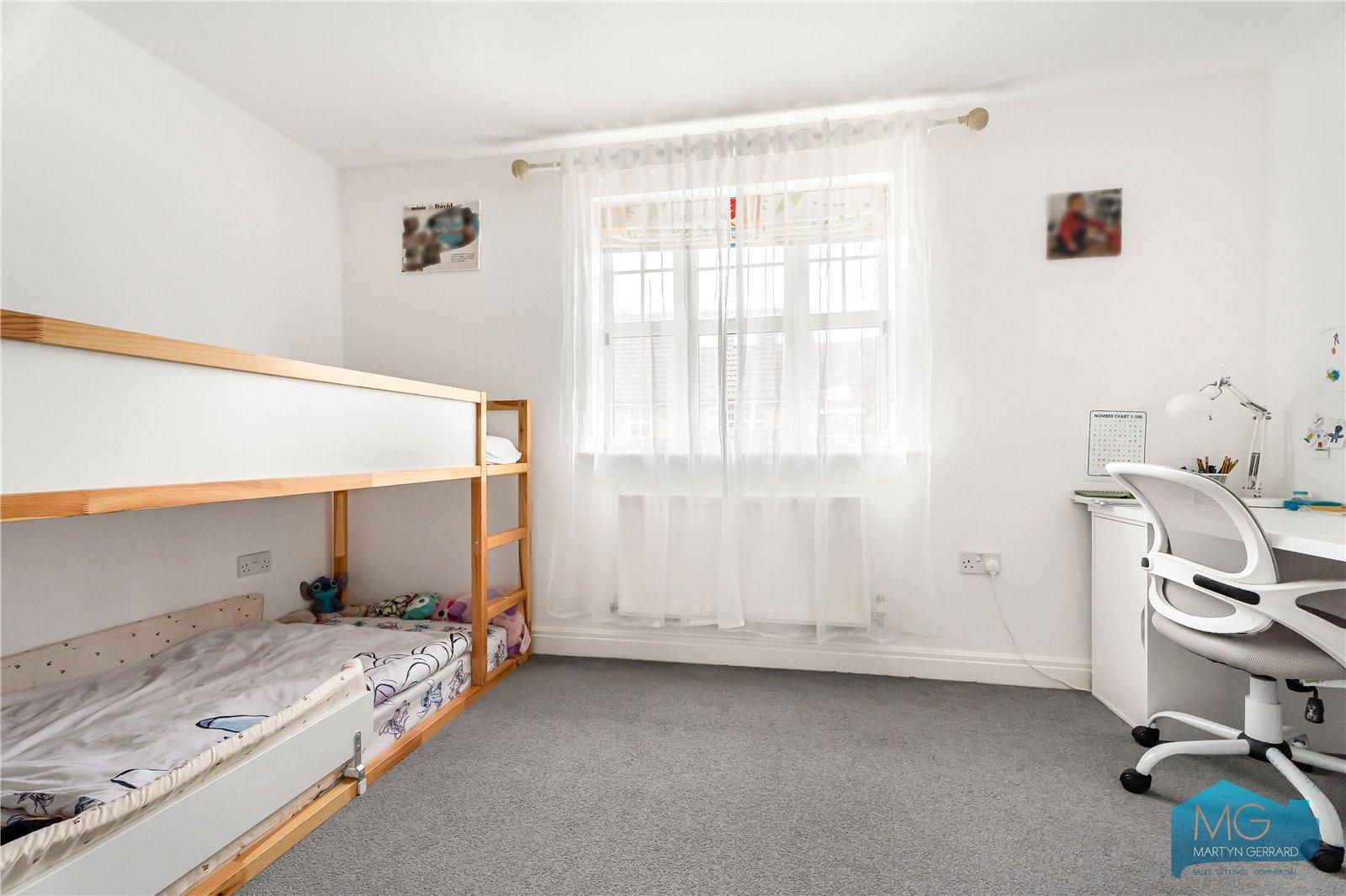 2 bedroom Terraced House for sale - Martyn Gerrard