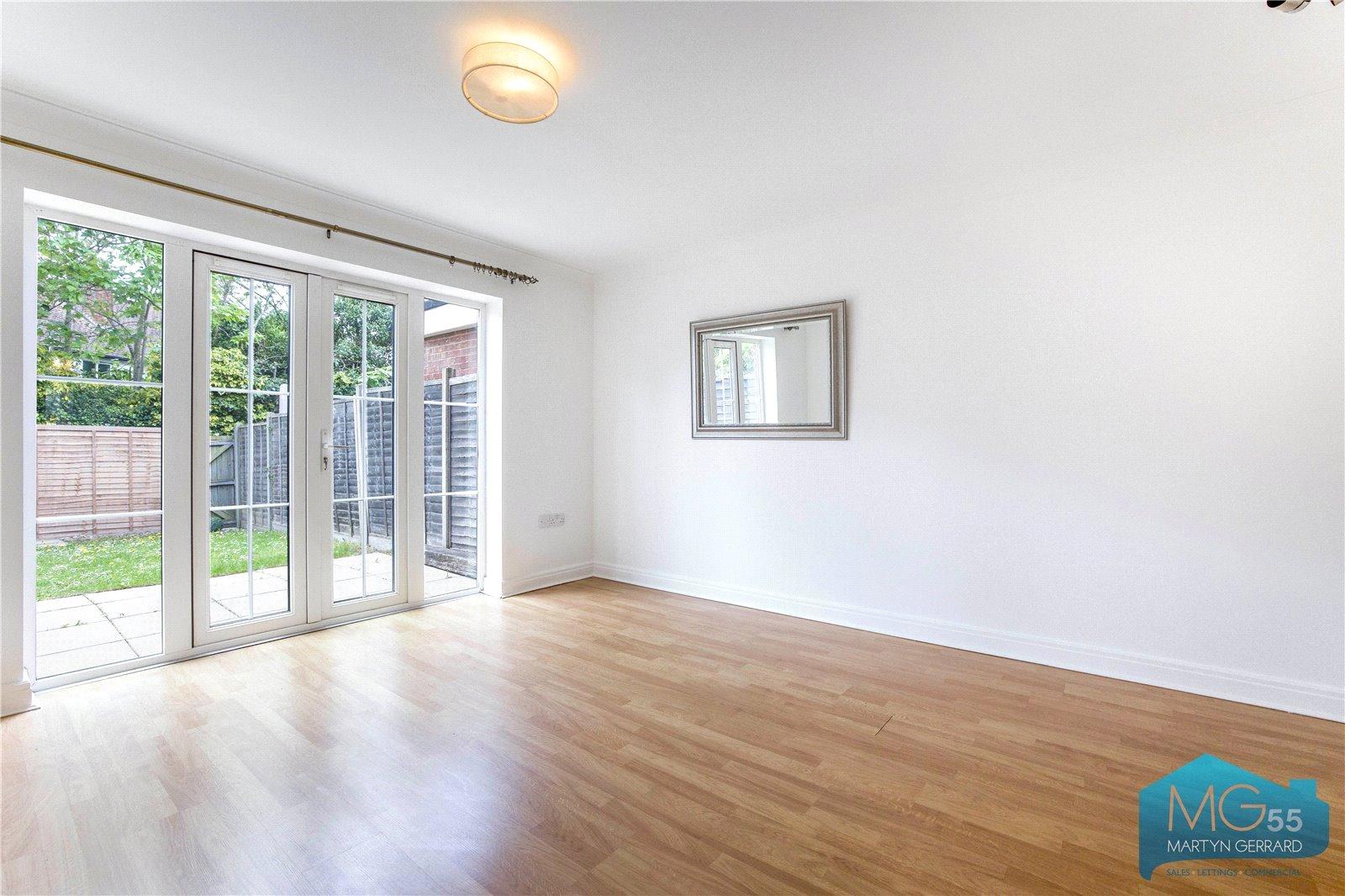 2 bedroom Terraced House for sale - Martyn Gerrard
