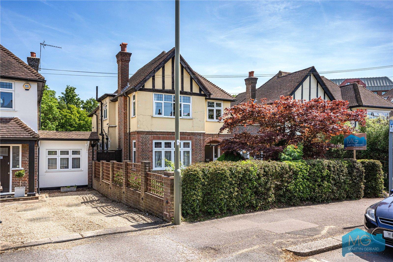 4 bedroom Detached House for sale - Martyn Gerrard
