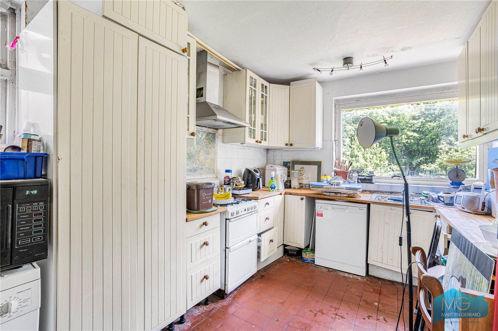 4 bedroom Detached House for sale - Martyn Gerrard