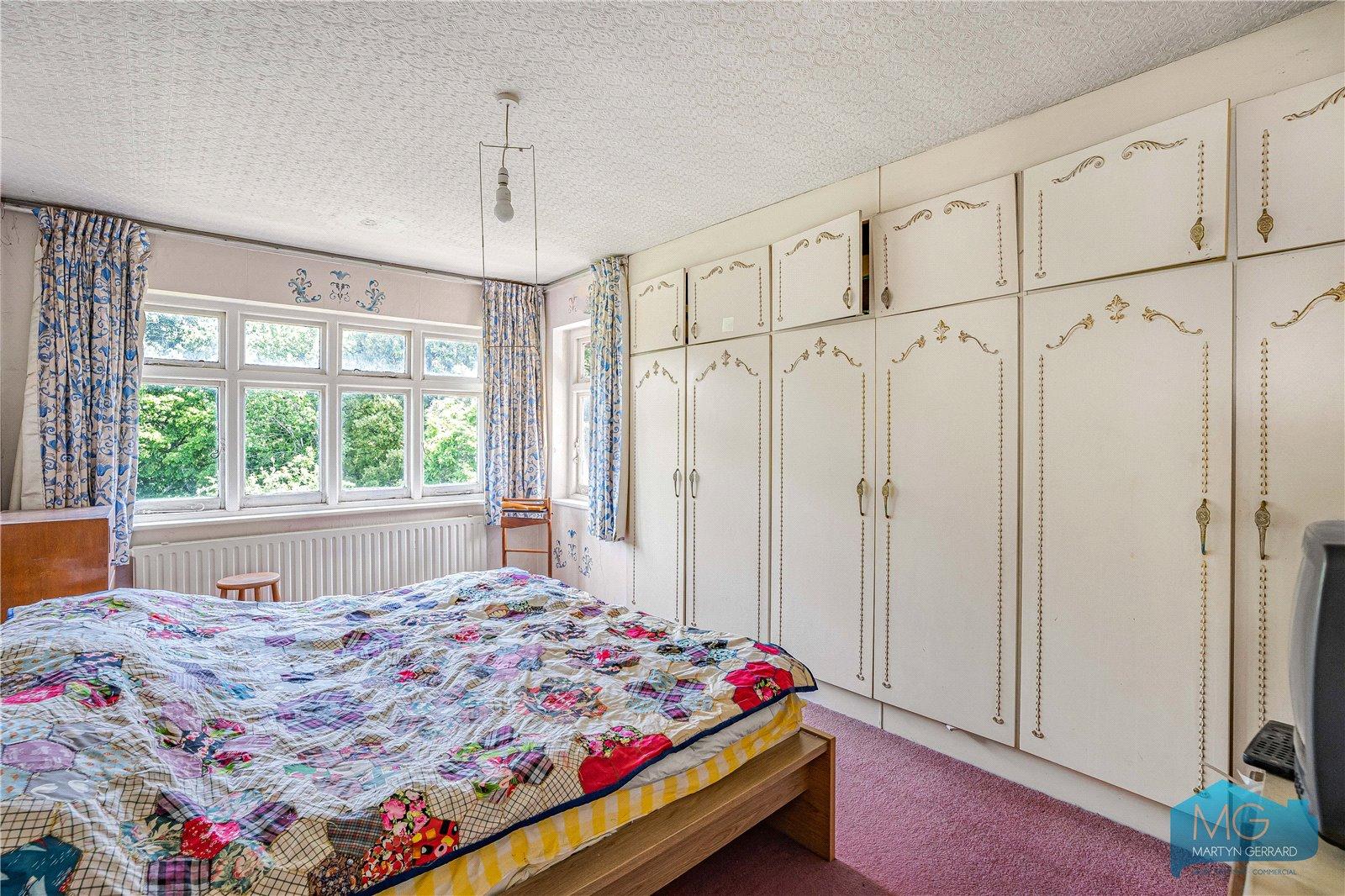 4 bedroom Detached House for sale - Martyn Gerrard