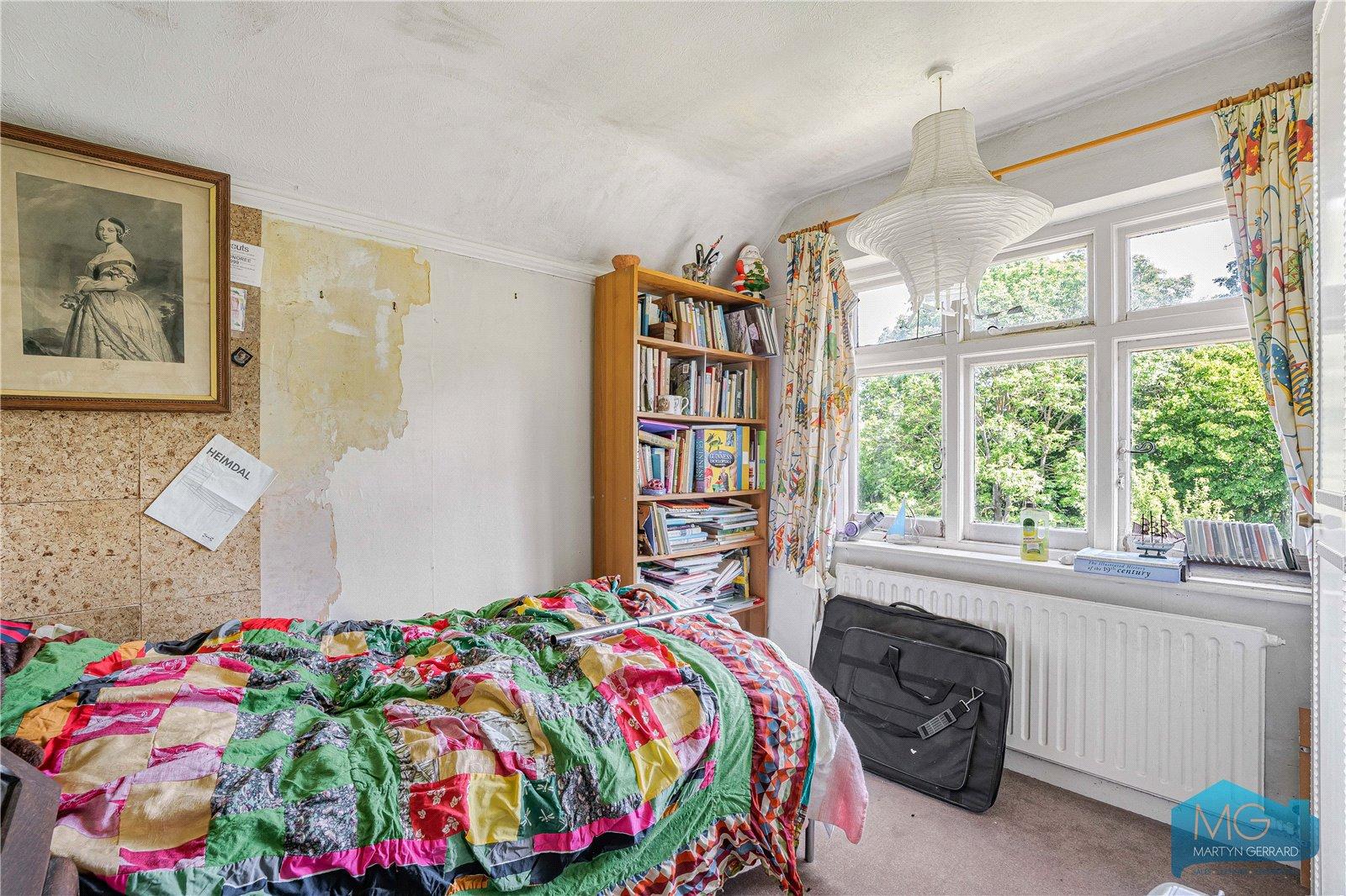 4 bedroom Detached House for sale - Martyn Gerrard