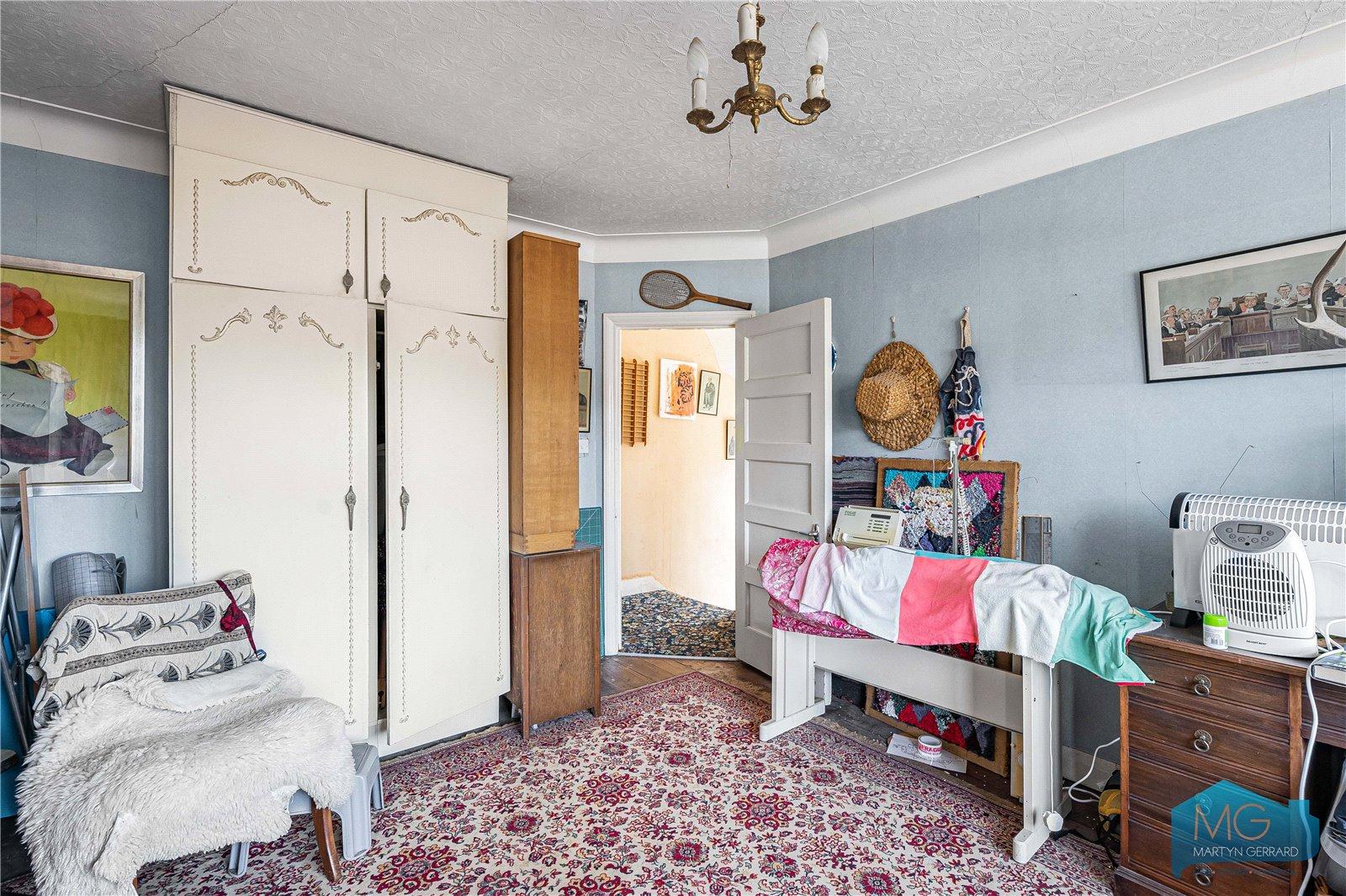 4 bedroom Detached House for sale - Martyn Gerrard