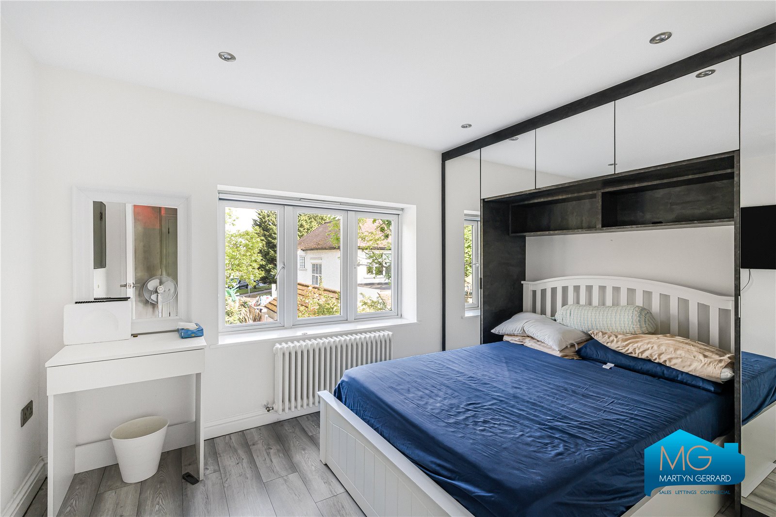 3 bedroom Apartment to rent - Martyn Gerrard