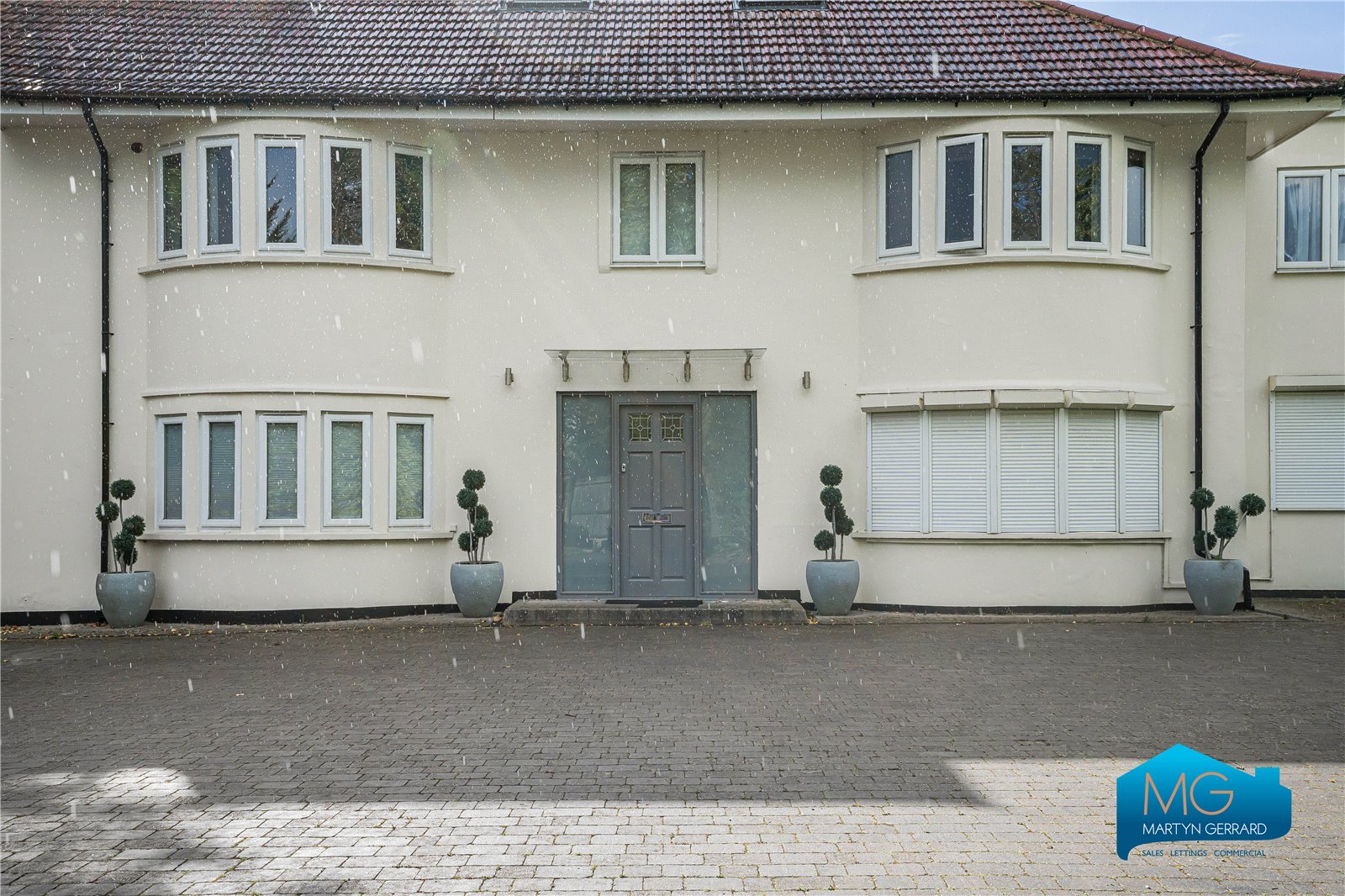 3 bedroom Apartment to rent - Martyn Gerrard