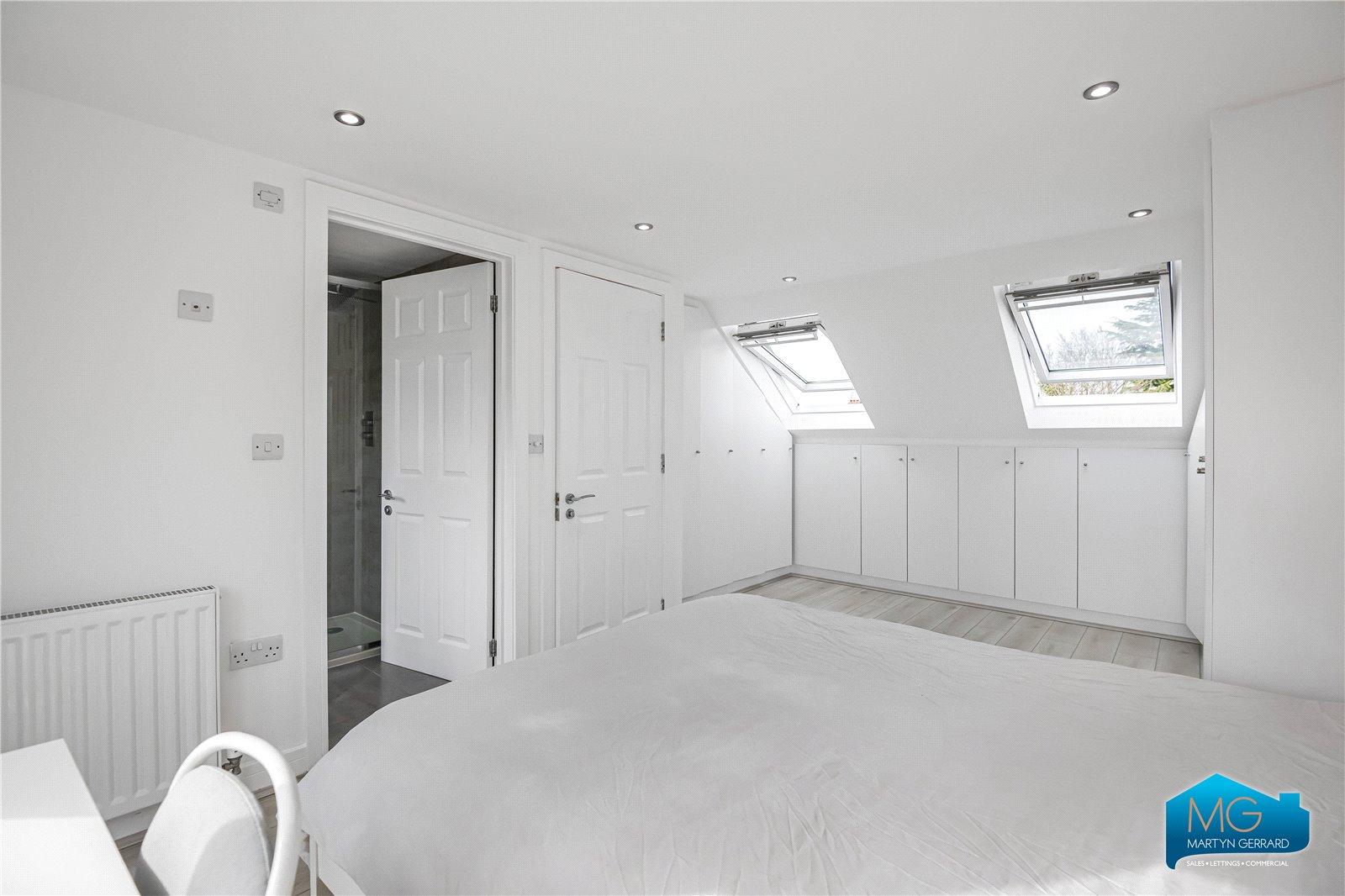 4 bedroom Terraced House for sale - Martyn Gerrard