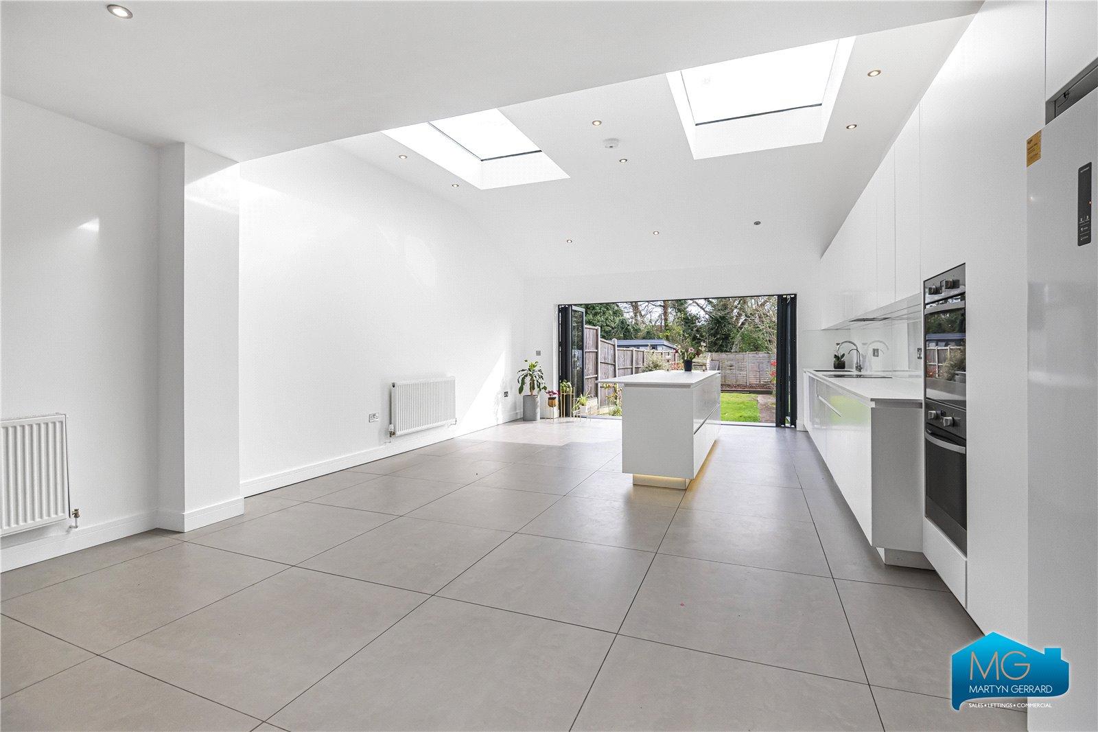 4 bedroom Terraced House for sale - Martyn Gerrard