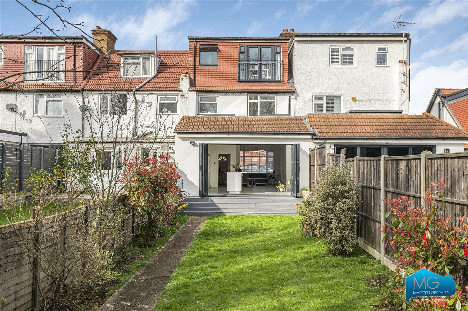 4 bedroom Terraced House for sale - Martyn Gerrard