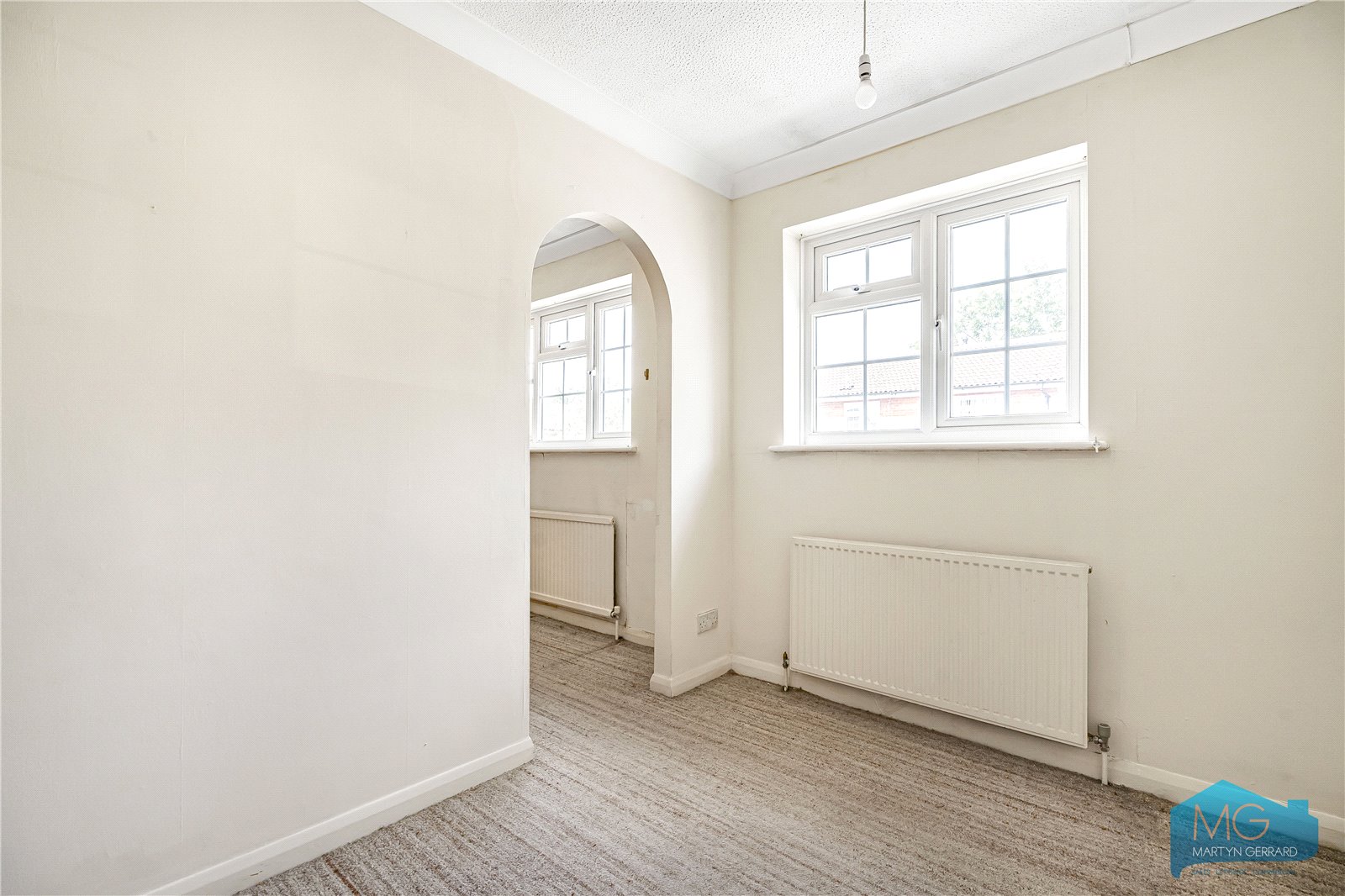4 bedroom Detached House for sale - Martyn Gerrard