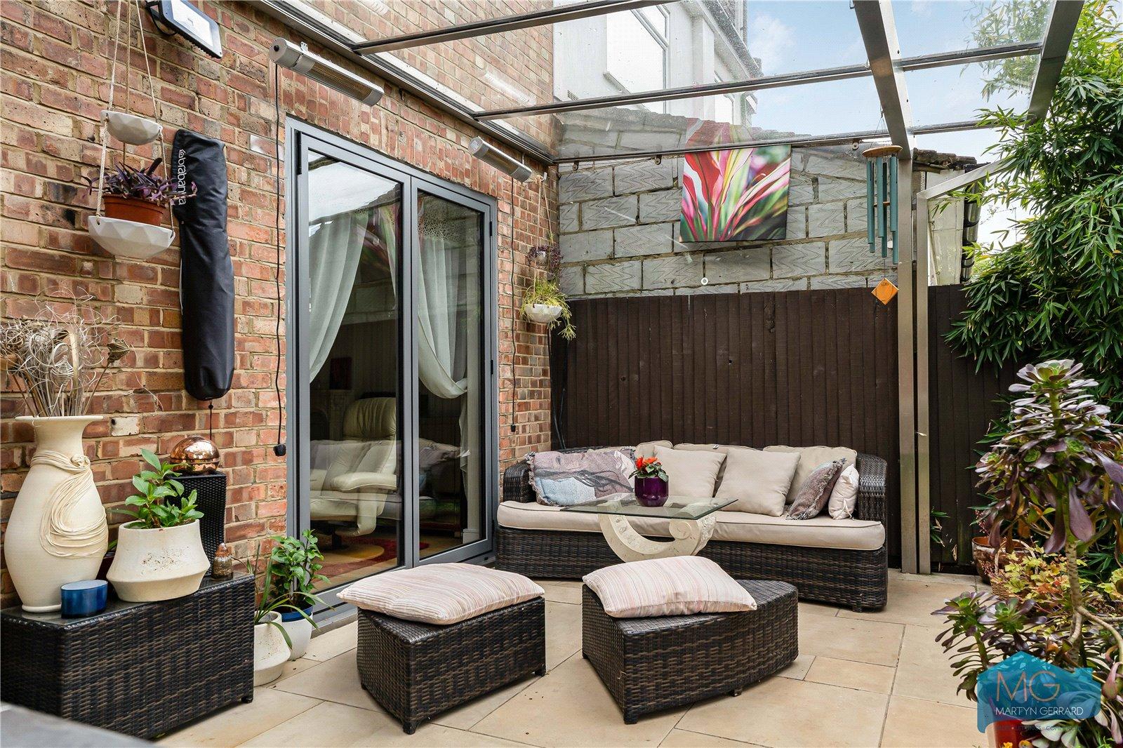 3 bedroom Semi-Detached House for sale - Martyn Gerrard