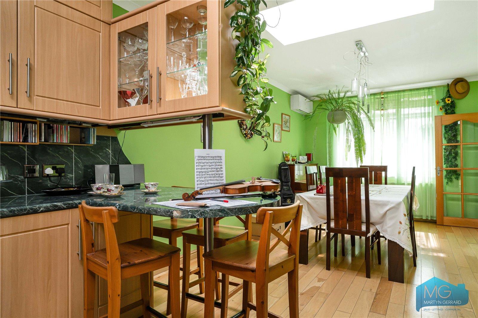 3 bedroom Semi-Detached House for sale - Martyn Gerrard