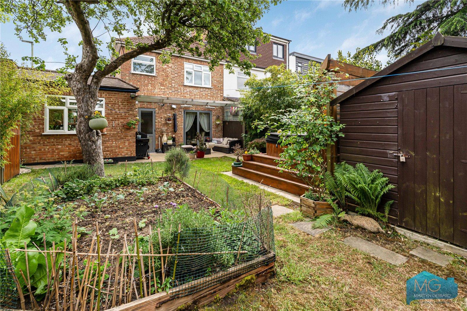 3 bedroom Semi-Detached House for sale - Martyn Gerrard
