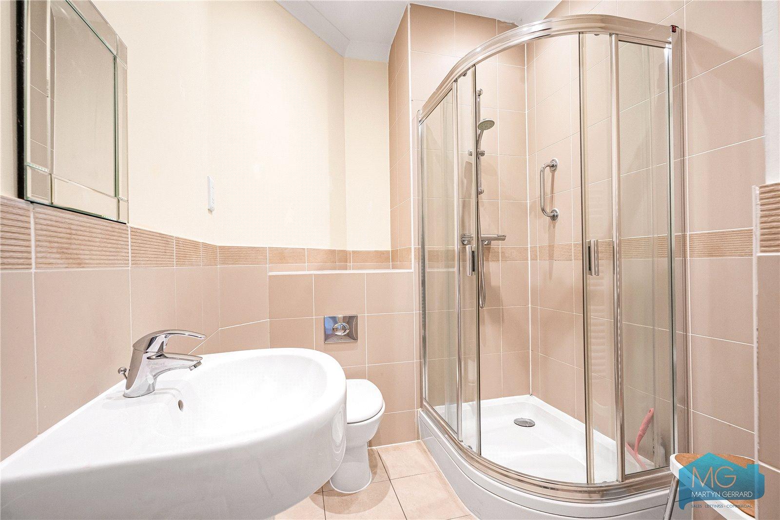 2 bedroom Bungalow for sale - Martyn Gerrard