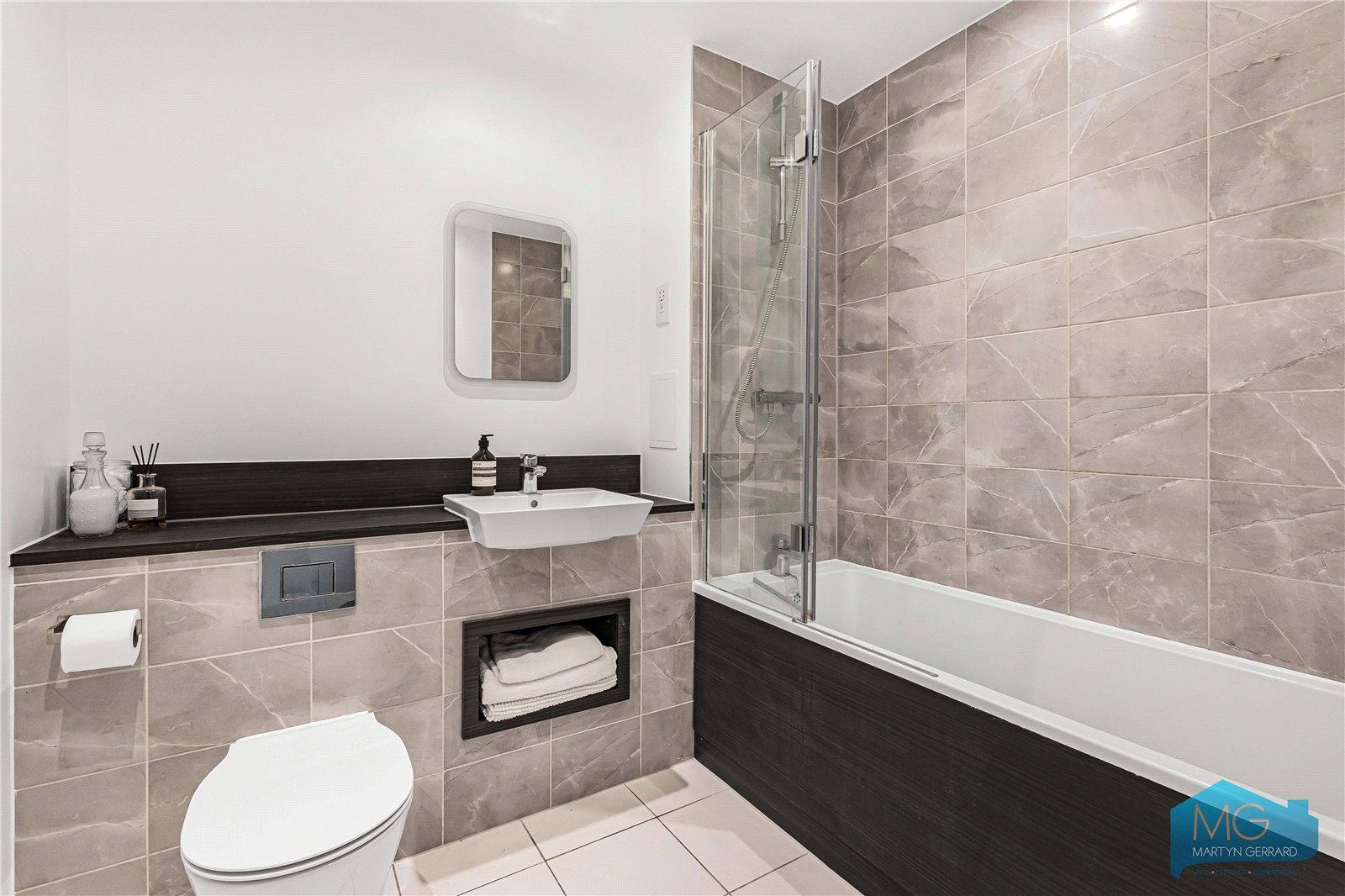 3 bedroom Apartment for sale - Martyn Gerrard