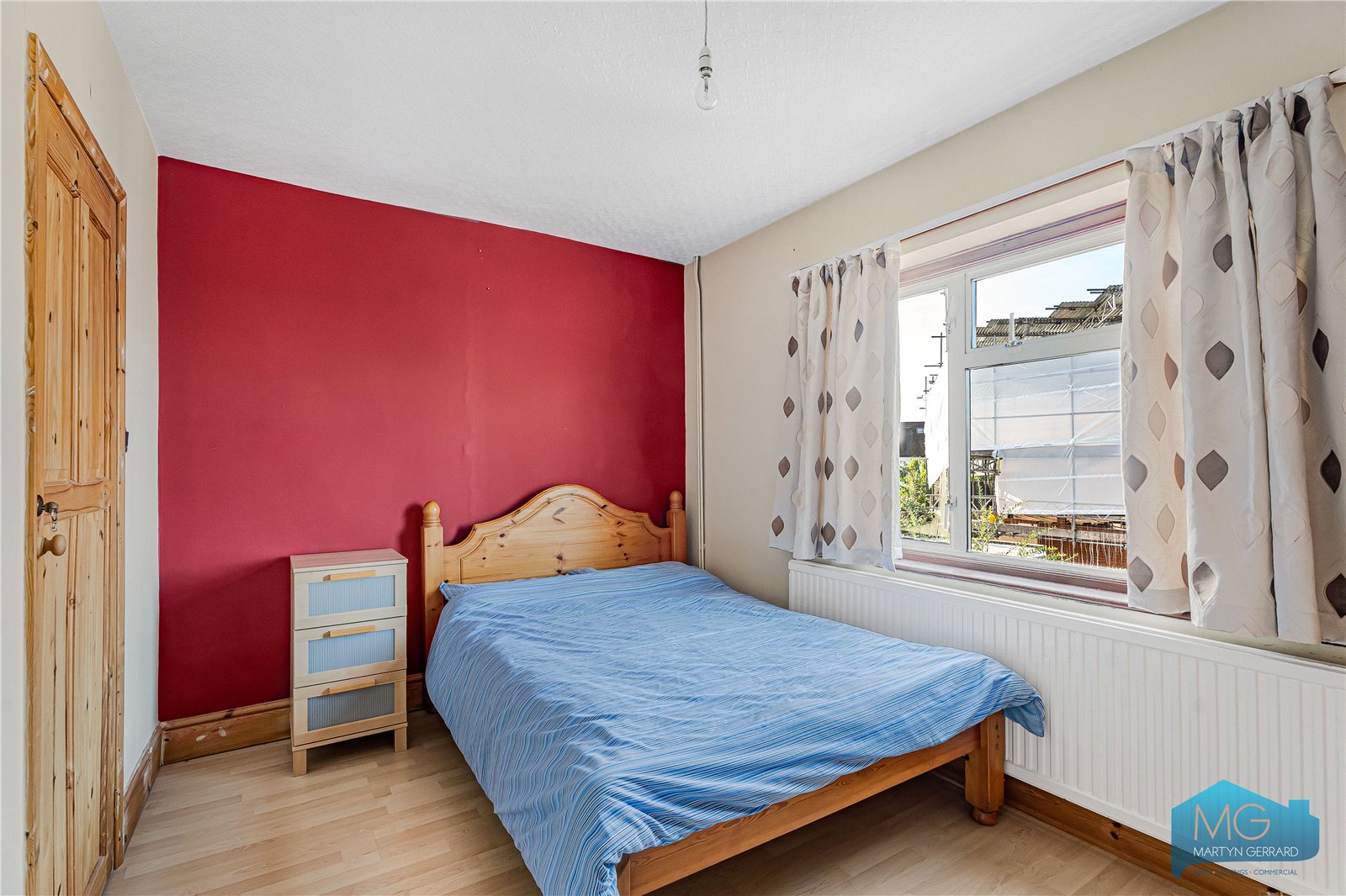 4 bedroom Semi-Detached House for sale - Martyn Gerrard