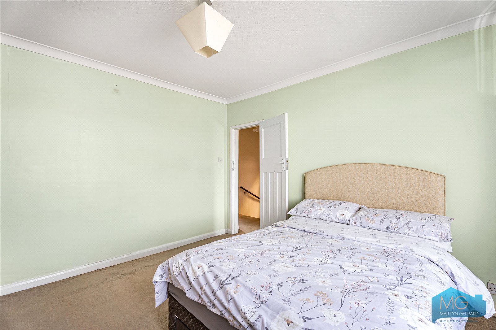 4 bedroom Semi-Detached House for sale - Martyn Gerrard
