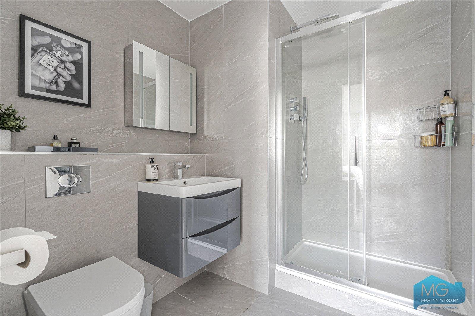 2 bedroom Apartment for sale - Martyn Gerrard