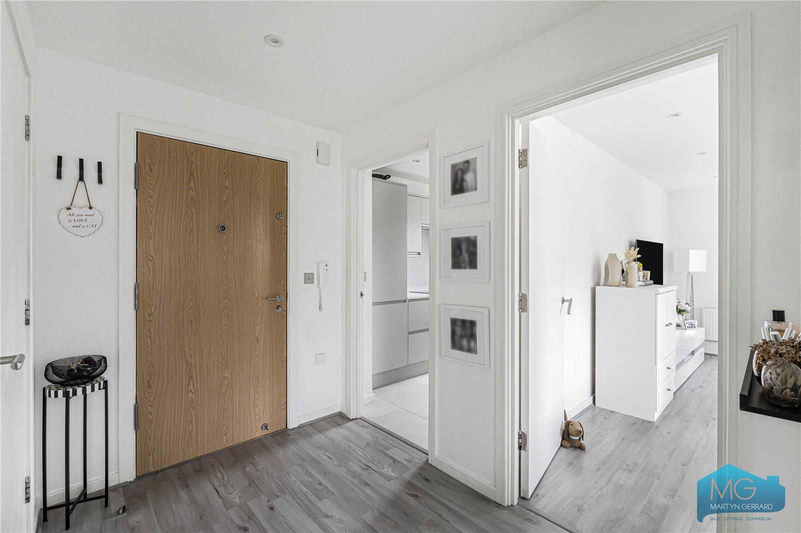 2 bedroom Apartment for sale - Martyn Gerrard