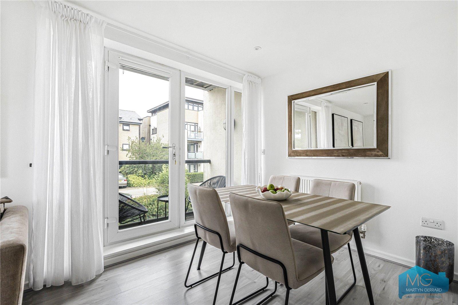2 bedroom Apartment for sale - Martyn Gerrard