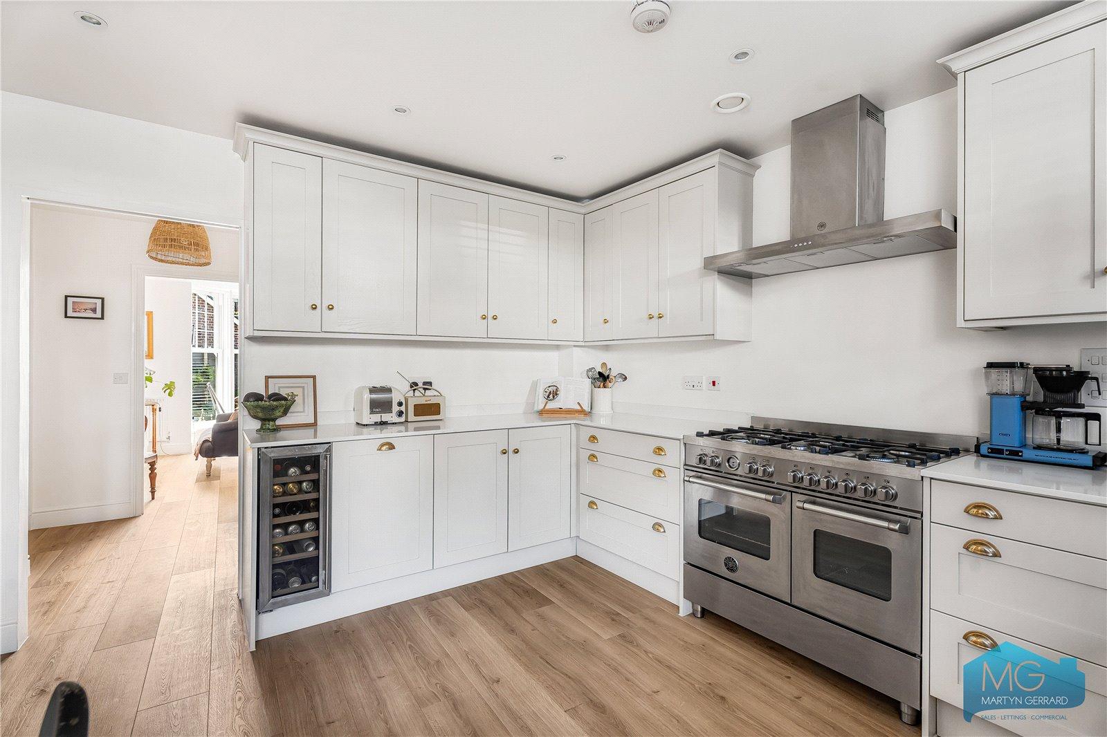 4 bedroom Semi-Detached House for sale - Martyn Gerrard