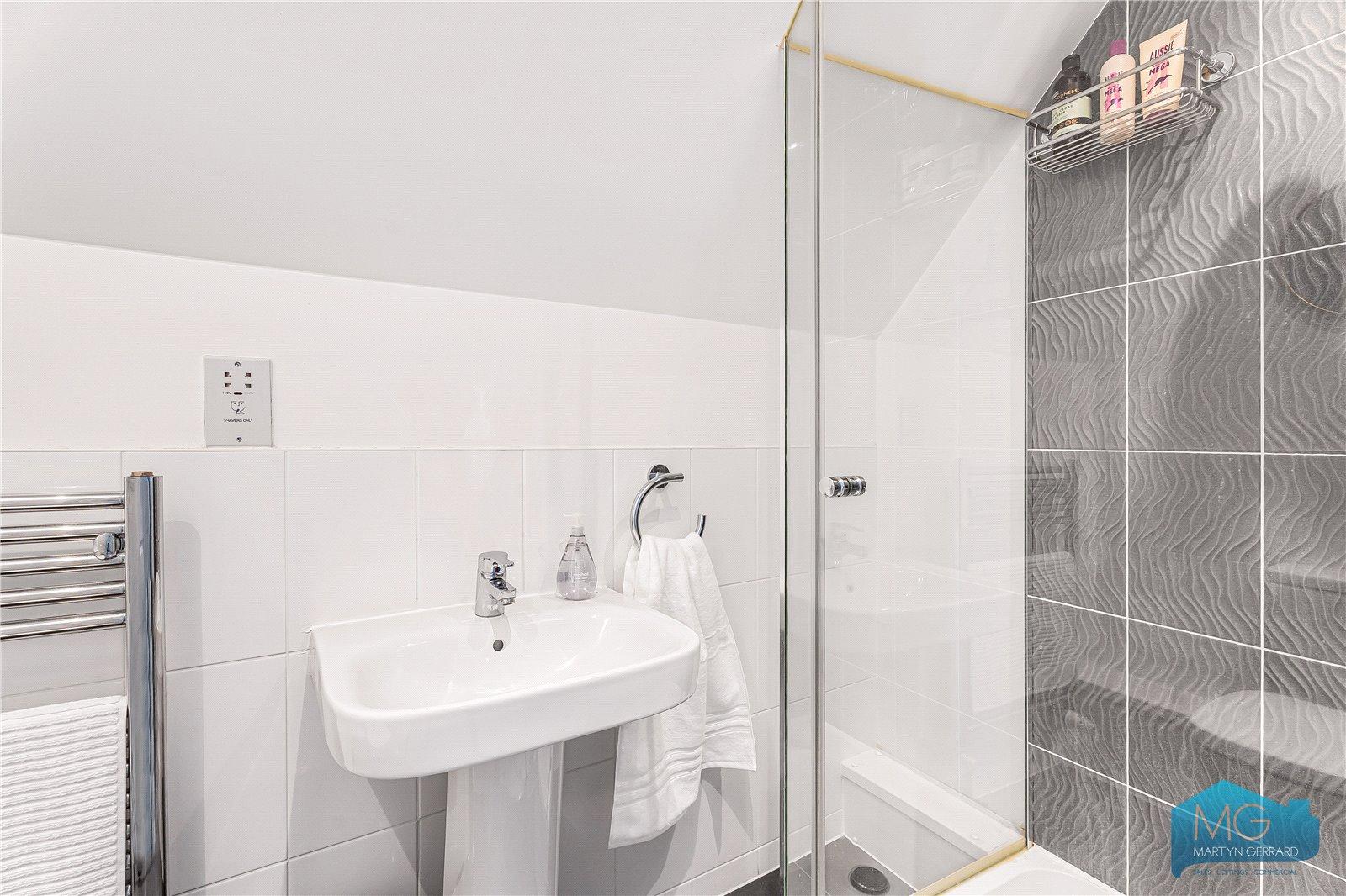 4 bedroom Semi-Detached House for sale - Martyn Gerrard