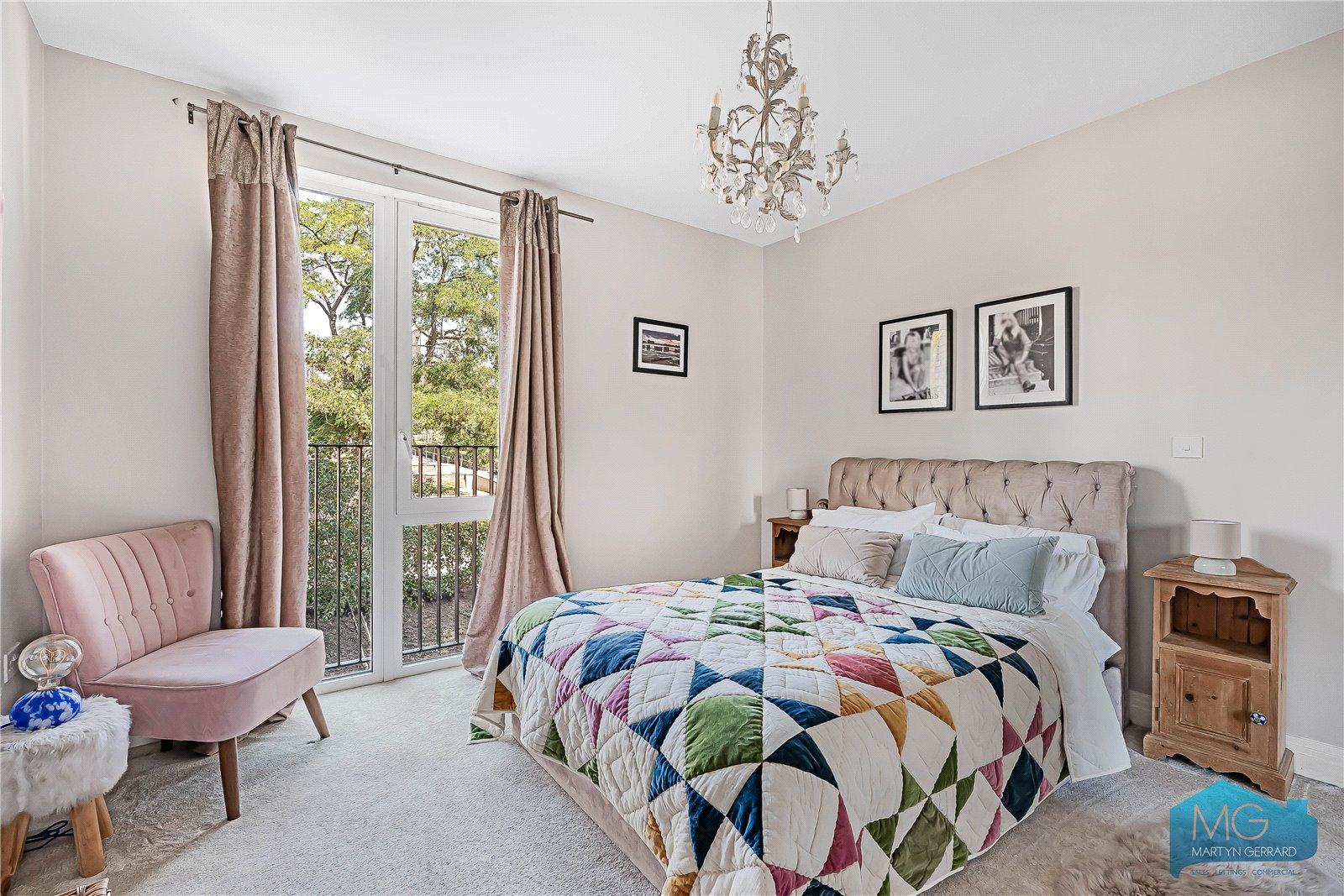 1 bedroom Apartment for sale - Martyn Gerrard