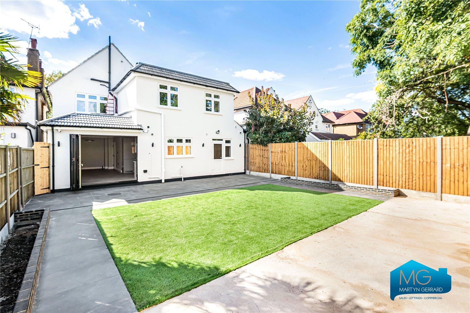 7 bedroom Detached House to rent - Martyn Gerrard