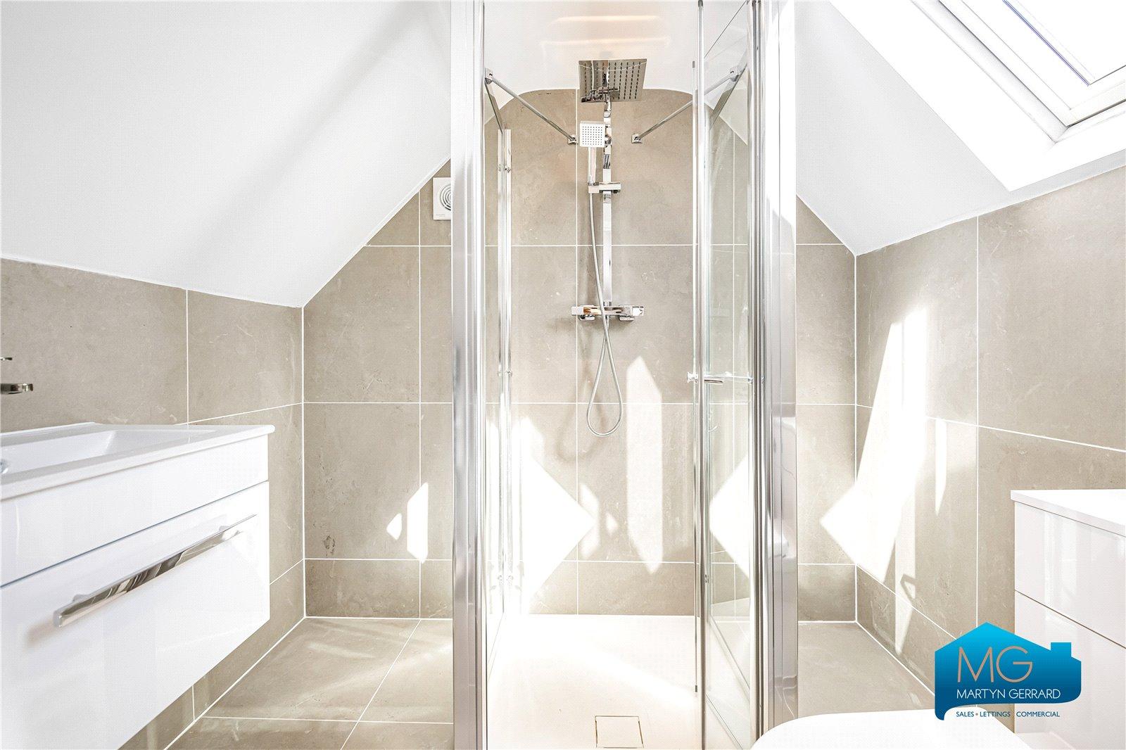 7 bedroom Detached House to rent - Martyn Gerrard