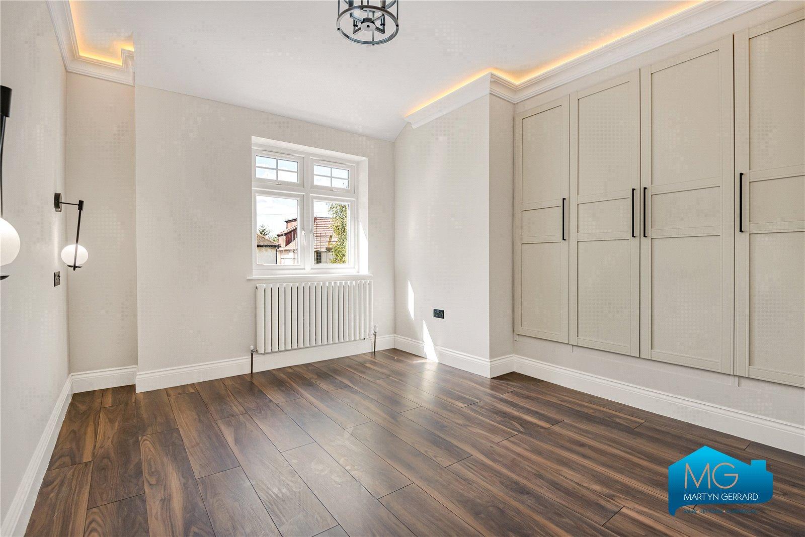 7 bedroom Detached House to rent - Martyn Gerrard