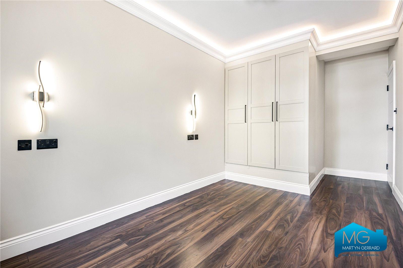 7 bedroom Detached House to rent - Martyn Gerrard