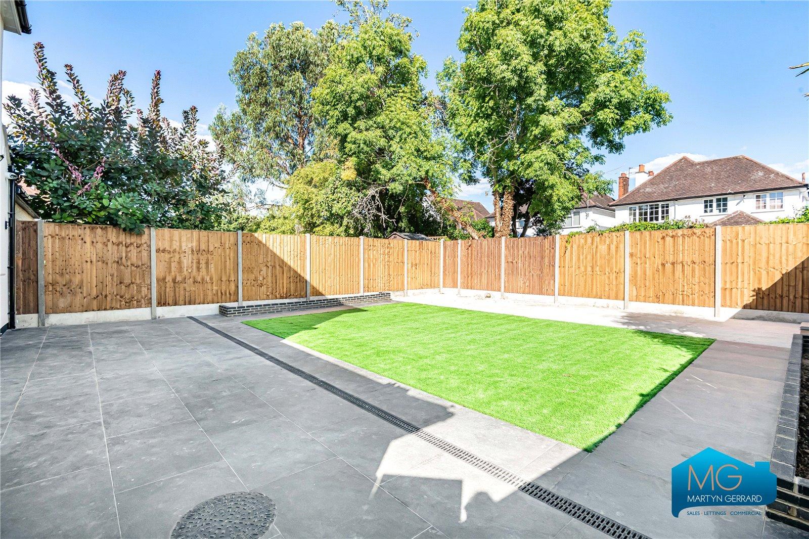 7 bedroom Detached House to rent - Martyn Gerrard