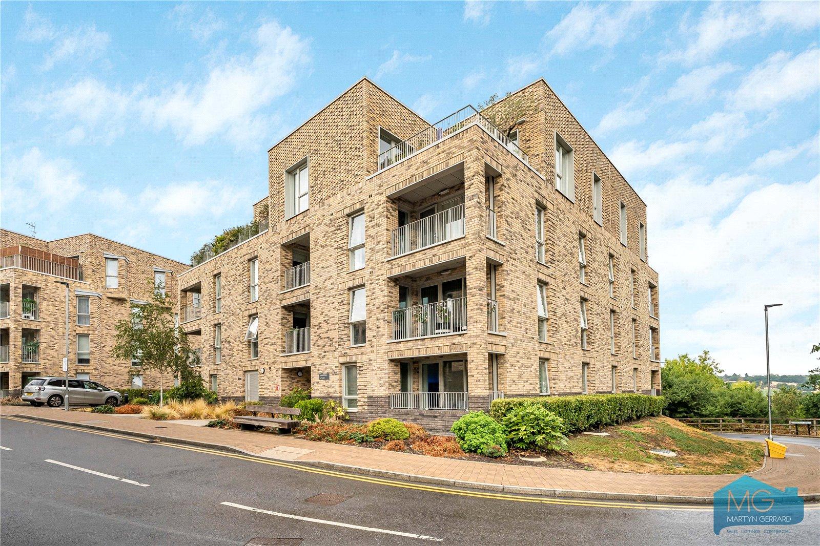 3 bedroom Penthouse for sale - Martyn Gerrard