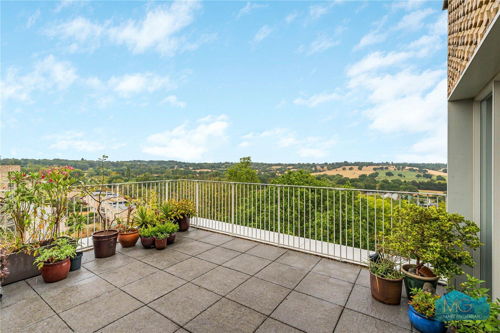 3 bedroom Penthouse for sale - Martyn Gerrard