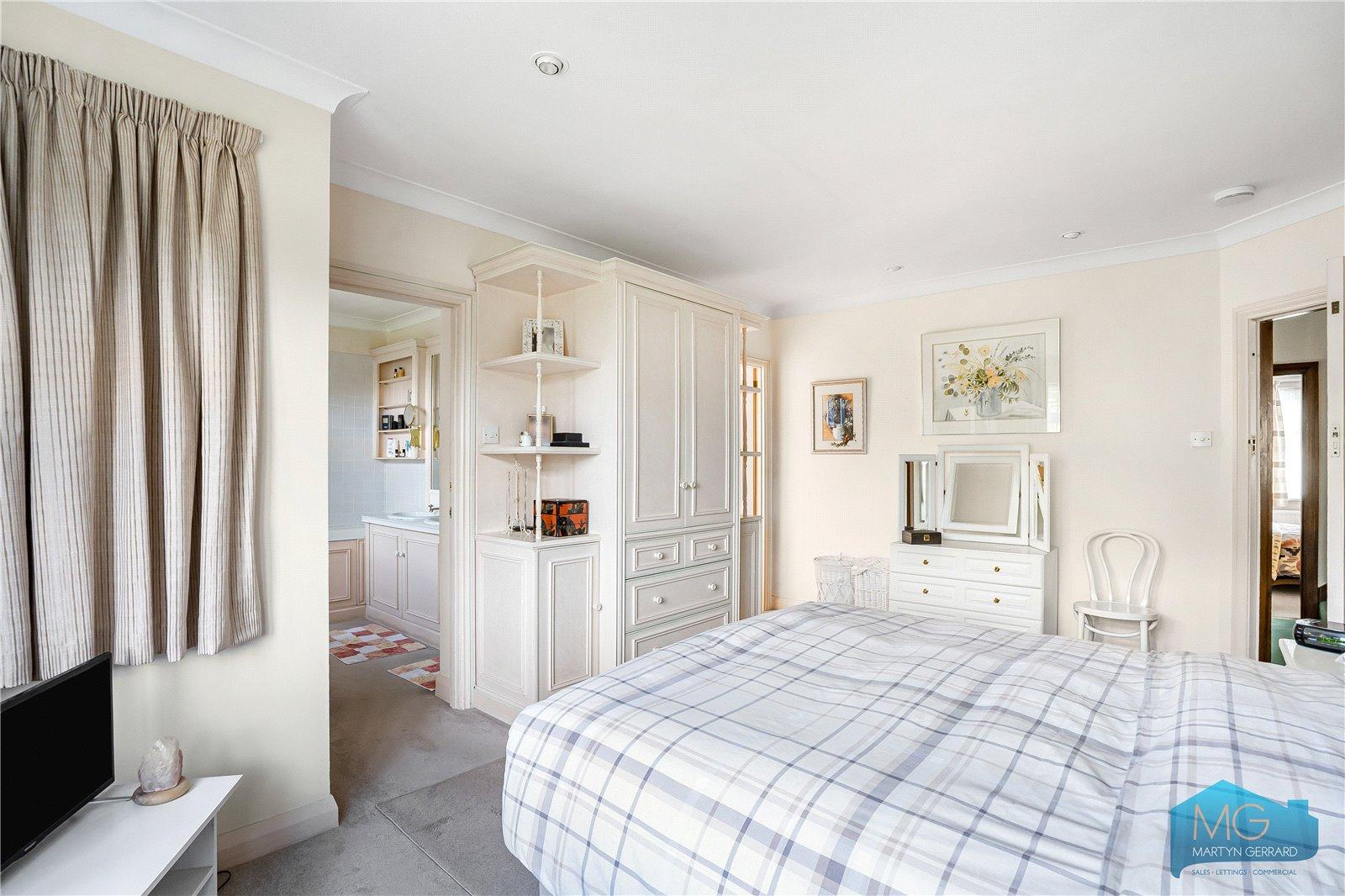 5 bedroom Detached House for sale - Martyn Gerrard
