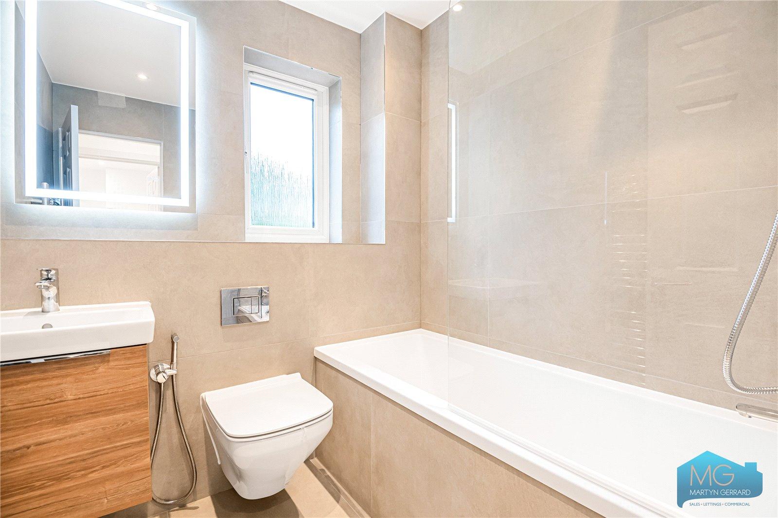 4 bedroom Detached House for sale - Martyn Gerrard