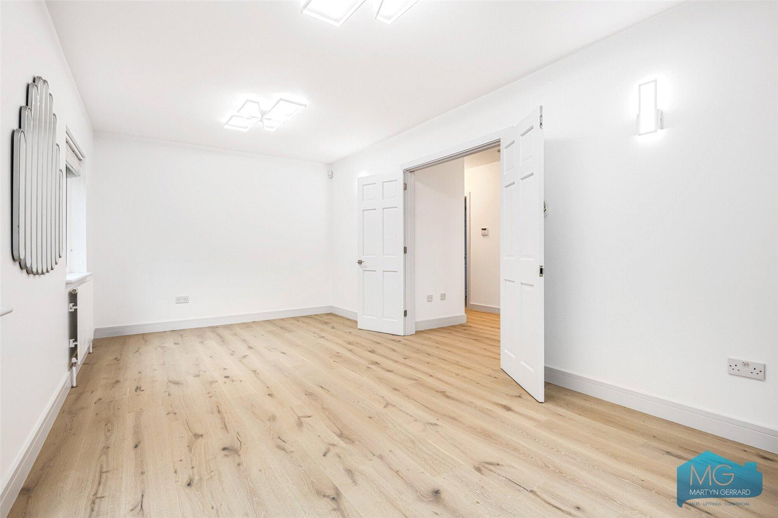 4 bedroom Detached House for sale - Martyn Gerrard